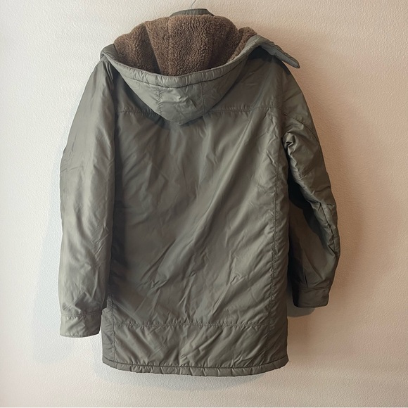 Lure Jeans Co. green bomber jacket with brown faux fur lining - Picture 2 of 13